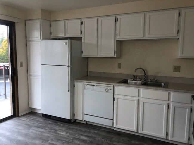 Photo - 307 14th St Condo