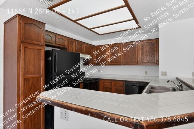 Photo - 11666 N 28th Dr Unidad 143