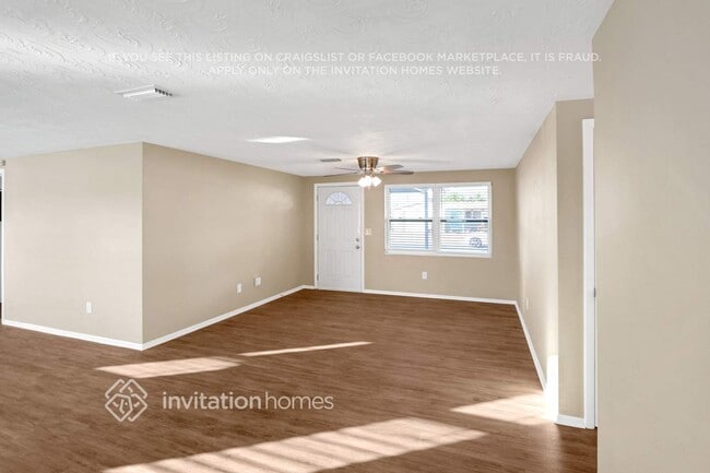Photo - 3910 Beechwood Dr
