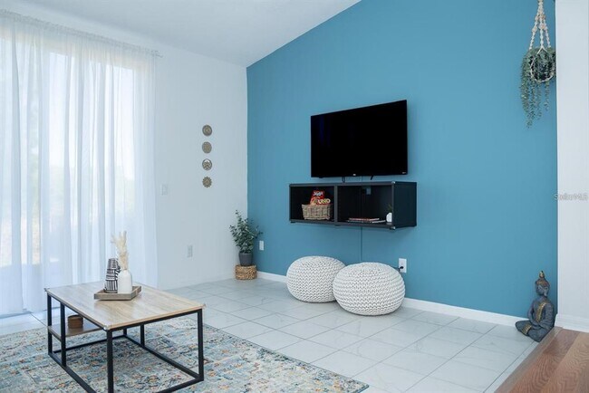 Photo - 547 Caribbean Dr