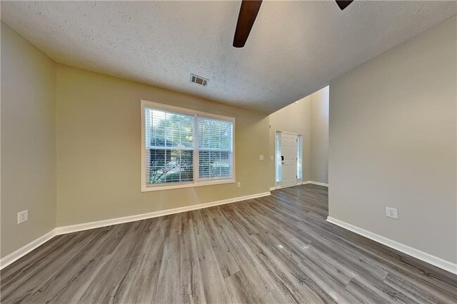 Photo - 3265 Watson Gate Rd SW