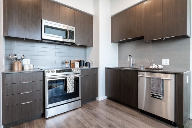 Photo - The Skylyne at Temescal