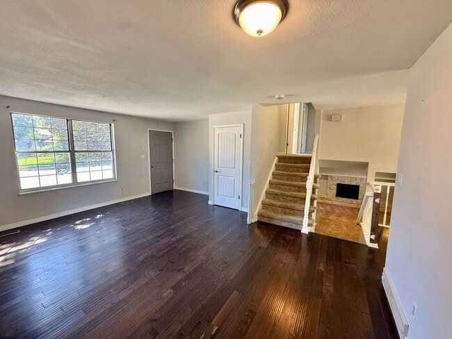 Photo - Gorgeous 4 Bed, 2 Bath Home in Central For...