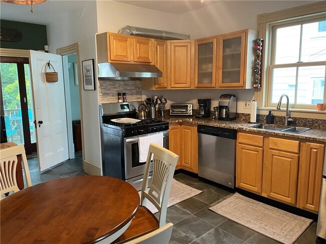 Photo - 11 Byrnes St