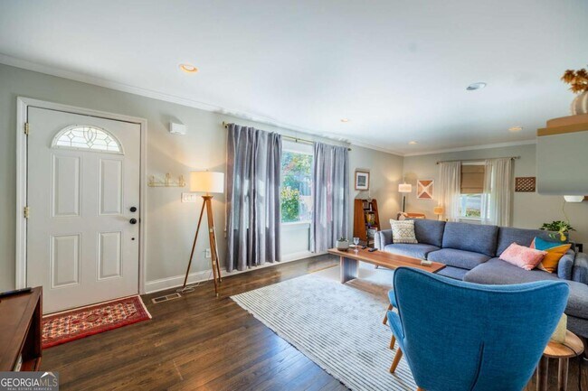 Photo - 1131 Winburn Dr