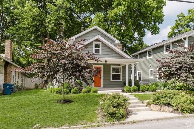 Building Photo - Charming, Fully Updated Broad Ripple Gem! Rental