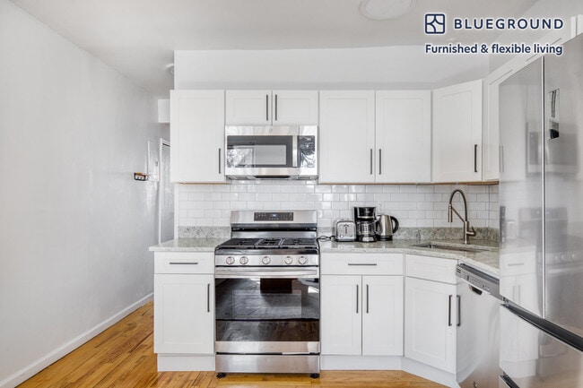 Photo - 472 Smith St Unit FL2-ID759