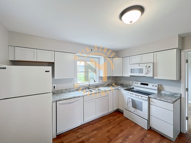 Photo - 800 S Sawyer St Unit Lower