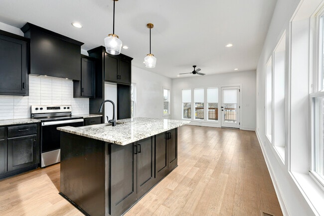 Photo - 4133 Virginia Ave