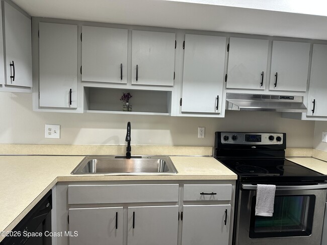 Photo - 1424 Croftwood Dr