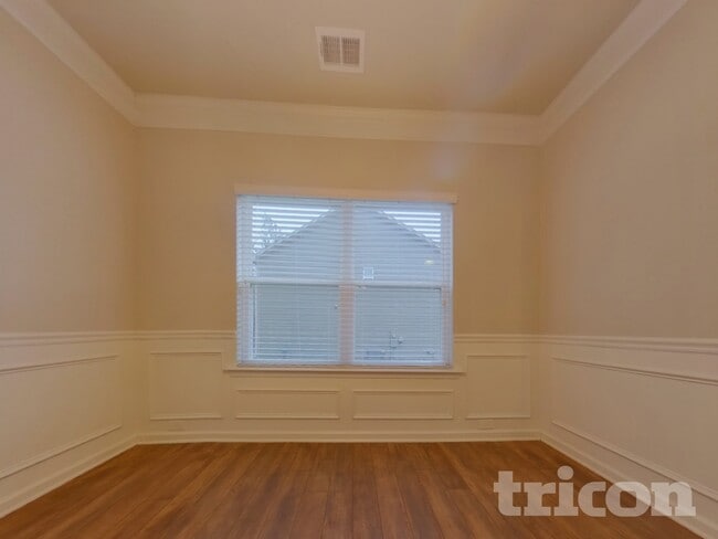 Photo - 55 Thorndale Ct