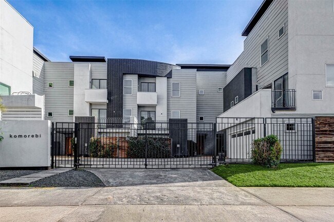 Photo - 4115 Chartres St