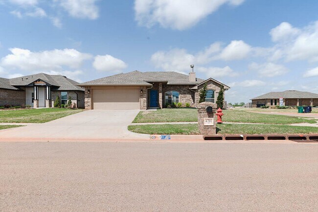 4701 Apatite Bluff Dr