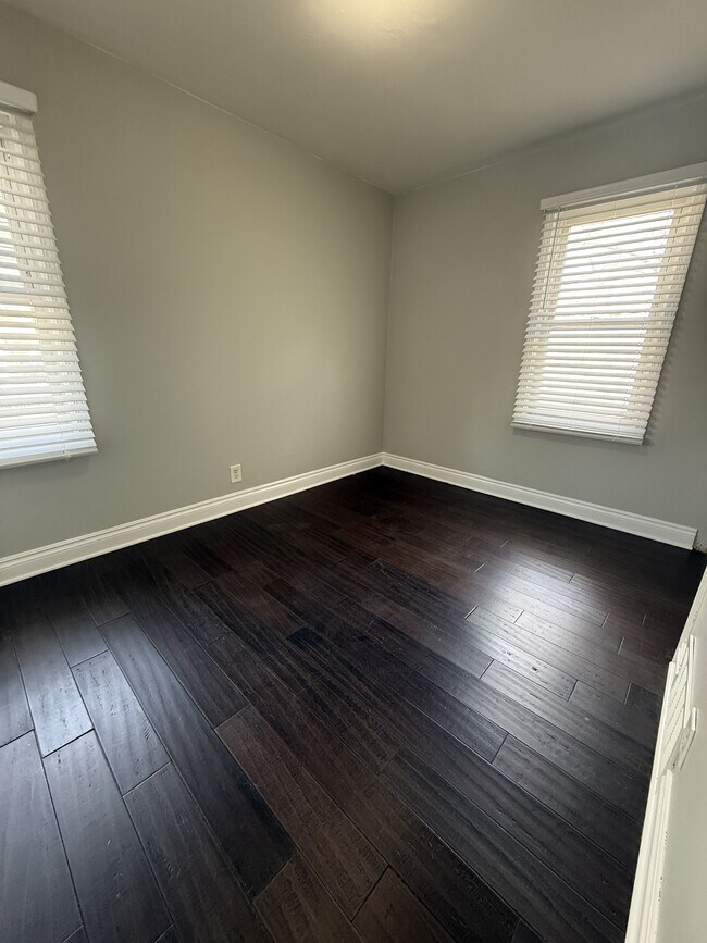 Photo - 1473 E Harry Ave