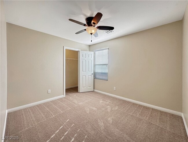 Building Photo - 945 Spiracle Ave