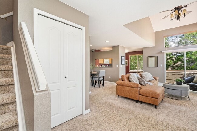 Photo - Spacious 2 Bedroom, 2 bathroom Condo.