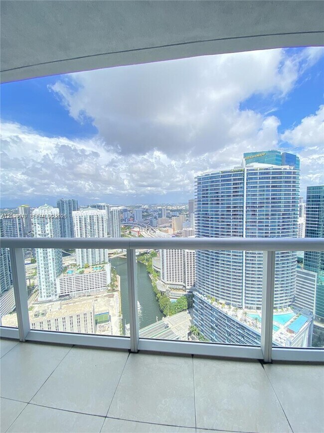 Photo - 465 Brickell Ave Unidad 4604