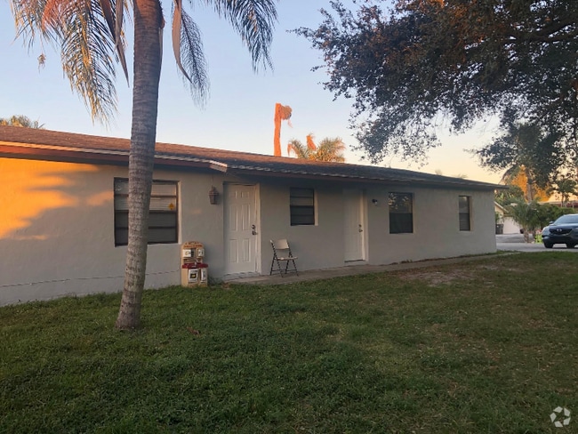 Building Photo - 16xx Barbarie Ln Rental