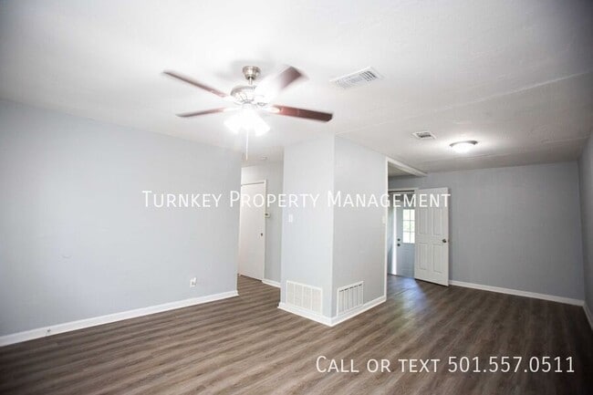 Photo - 720 Graham Ave