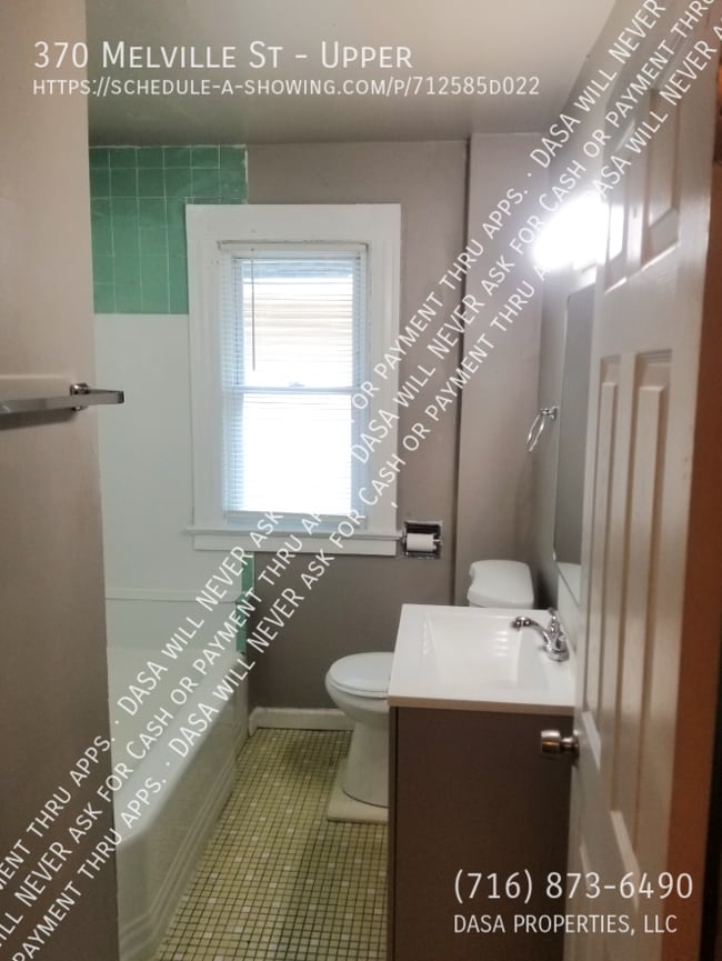 Photo - 370 Melville St Unit Upper