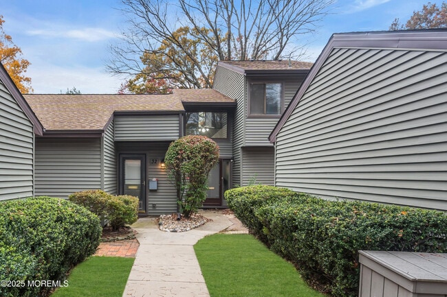 Building Photo - 30 Berkshire Ct