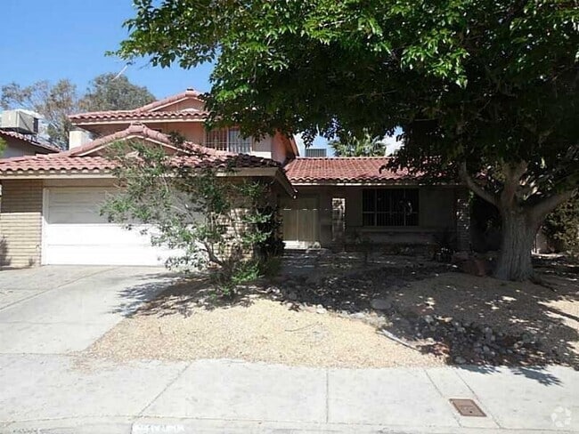 Building Photo - 3864 Red Rock St Rental