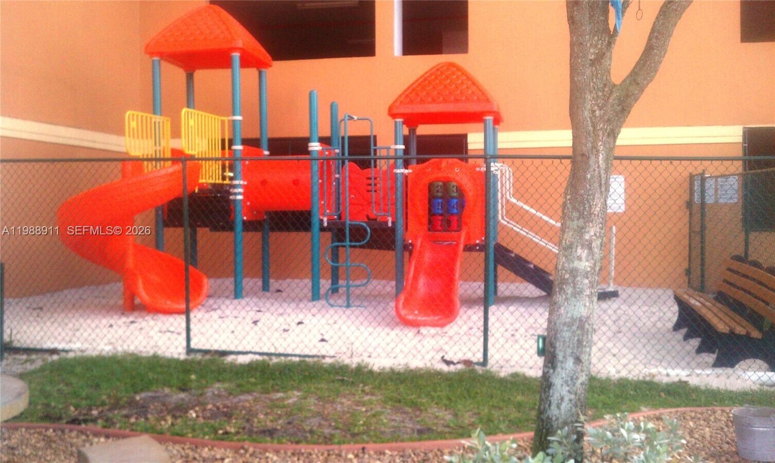 Photo - 5085 NW 7th St Unidad 1011