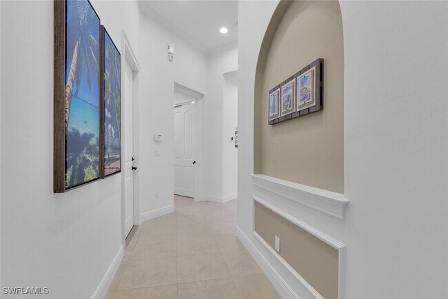 Photo - 707 104th Ave N