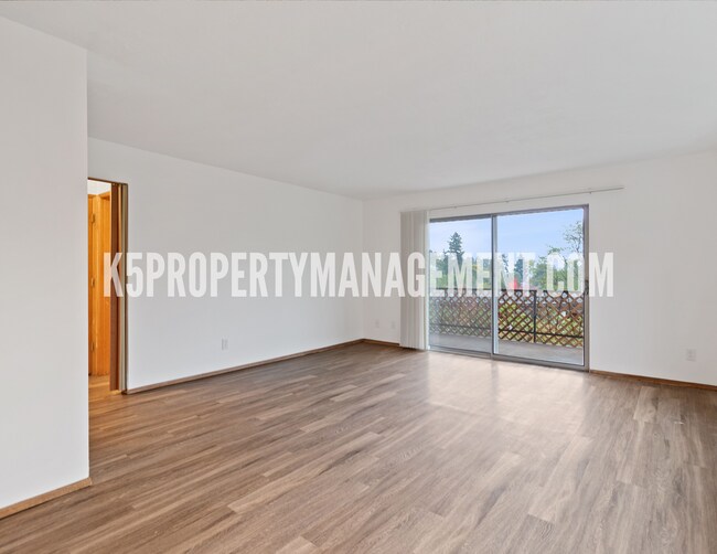 Town and Country Apartments