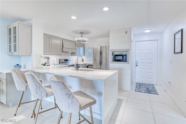 Building Photo - 3462 Hancock Bridge Pkwy Unit 231