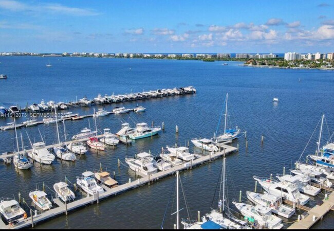 Photo - 236 Moorings Dr