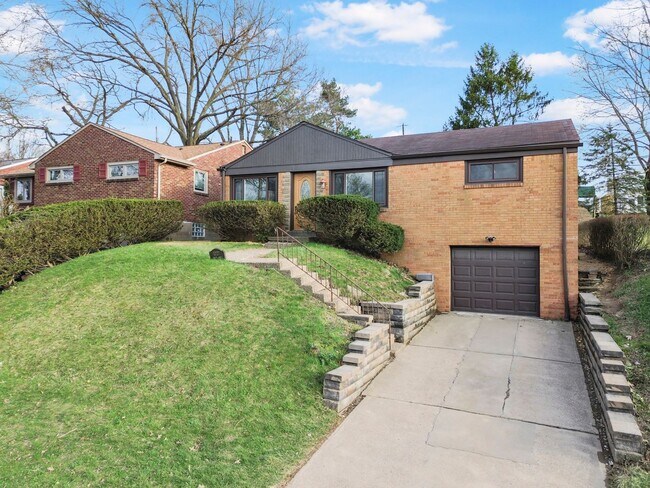 Photo - READY NOW! Fully RENOVATED 3 bedroom in SCOTT TOWNSHIP!