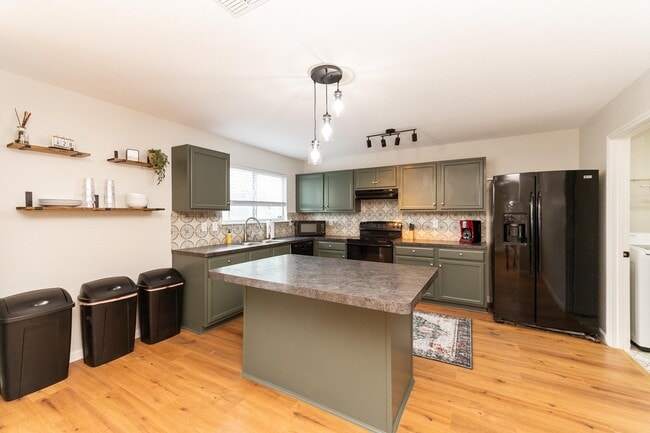 Photo - 13111 Southton Run