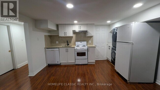 Photo - 230 Alsace Rd