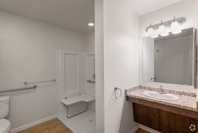 Photo - 1240 Lucille St