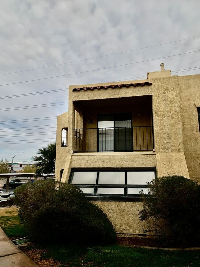 Photo - Henderson Cute 2 Bedroom Condominium Unit 322