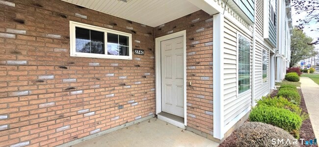 Photo - 274 Bridgeport Ave