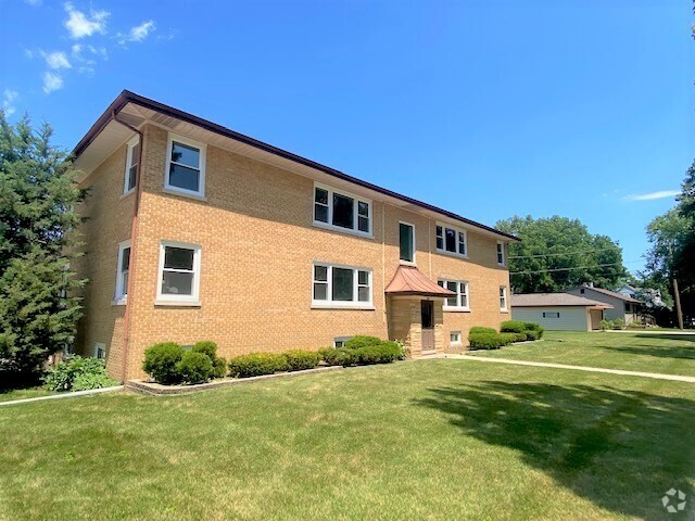 Building Photo - 736 E Division St Unit 1E Rental