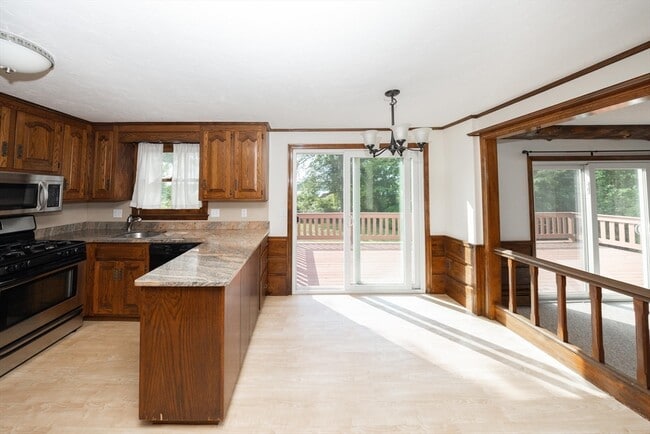 Photo - 13 Macneill Dr