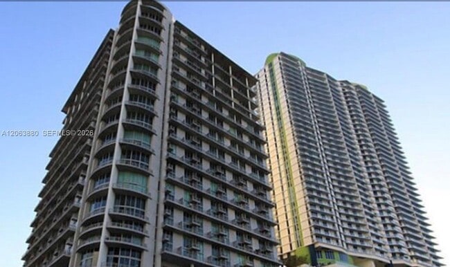 Building Photo - 690 SW 1st Ct Unit 1506
