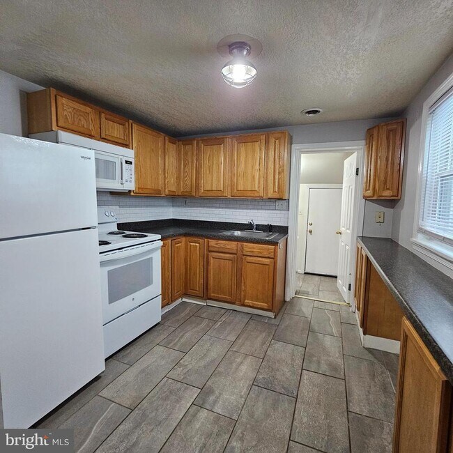 Photo - 3419 Chestnut Ave