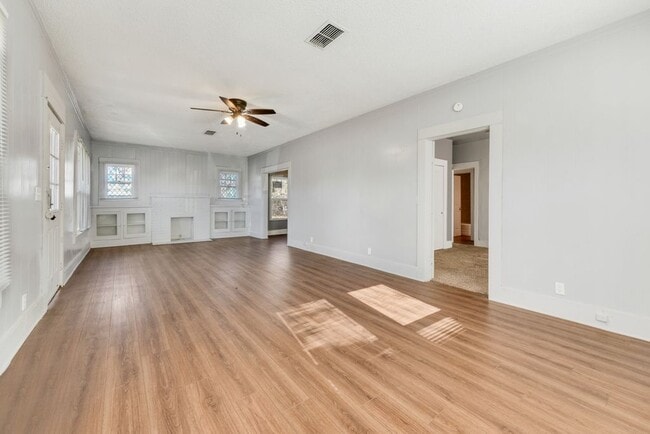 Photo - 432 N Denton St