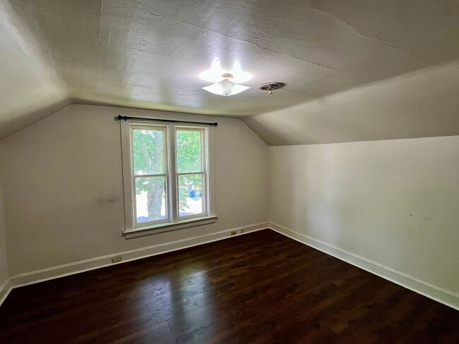 Photo - 1201 Cleveland Ave Unit Upper