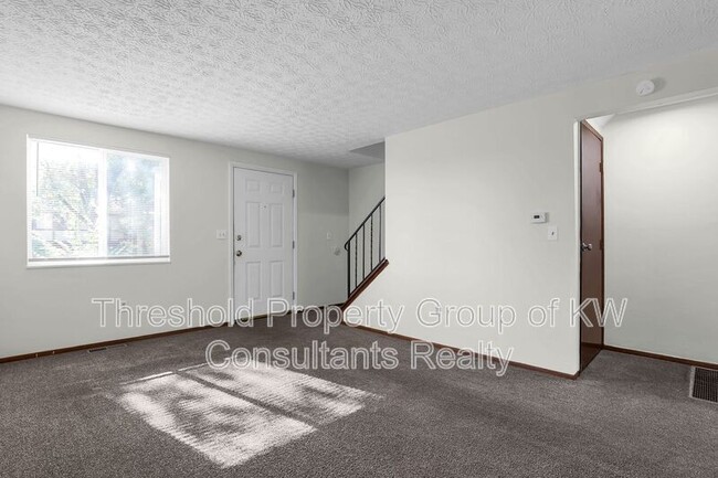 Photo - 3490 Clarkston Ave Unidad 3492