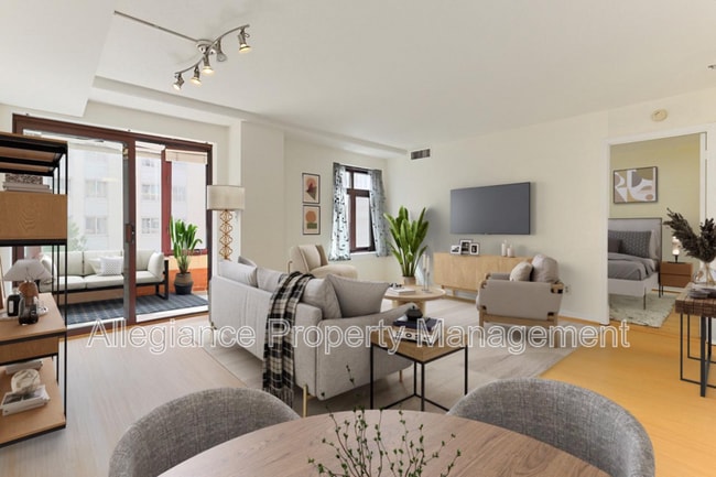 Photo - 2400 Clarendon Blvd