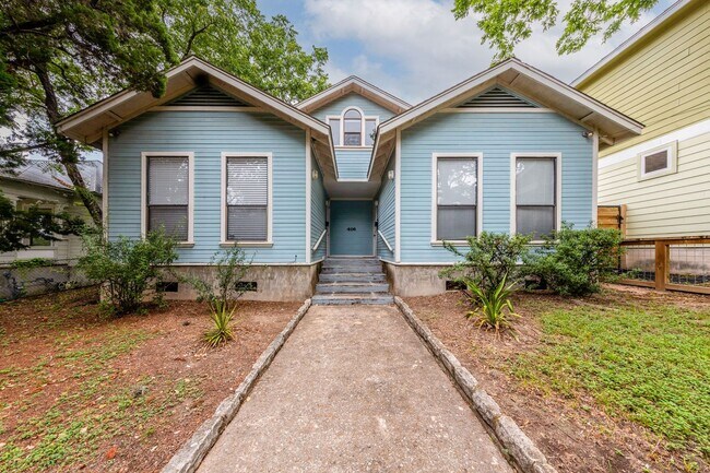 Photo - 406 W Johanna St Unit B