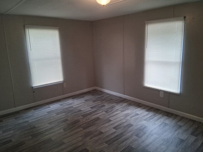 Photo - 2517 Big Logan Way