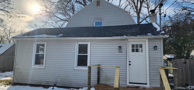 192 Cypress Dr