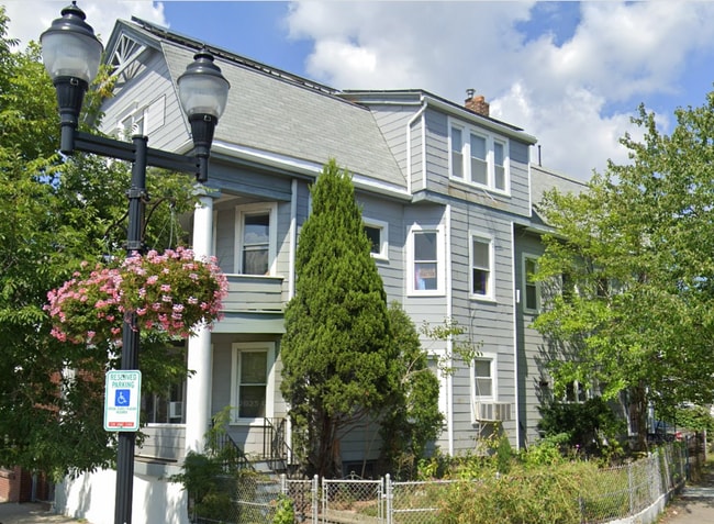 Photo - 73 Broadway Unidad 3