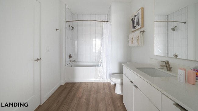 Photo - 1801 Patterson St Unidad 304